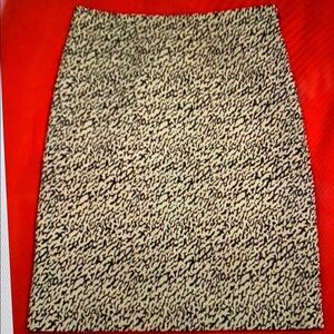 Diane Von Furstenberg Pencil Skirt, size 10